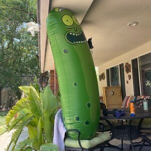 Rick and Morty - Pickle Rick Pool Float